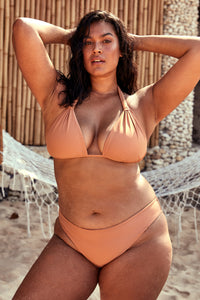 voluptuous