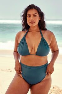 voluptuous